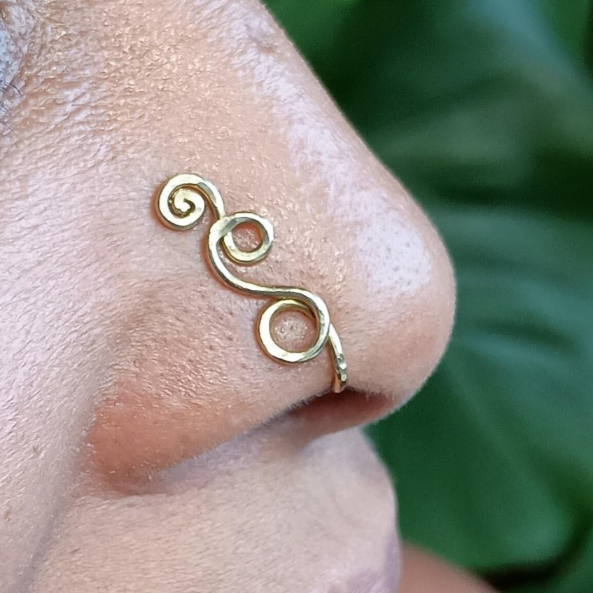 Body Jewelry Hypoallergenic - Sztuczny kolczyk do nosa, pozłacany 14-karatowym