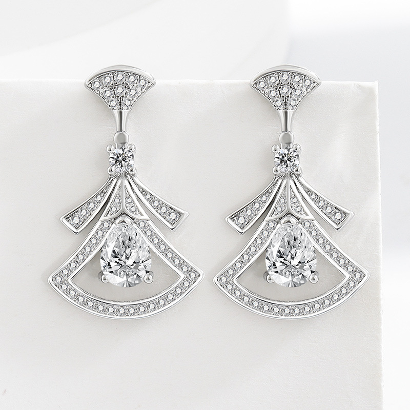 Wykwintne kolczyki w kształcie – Body Jewelry Kit recenzja i cena