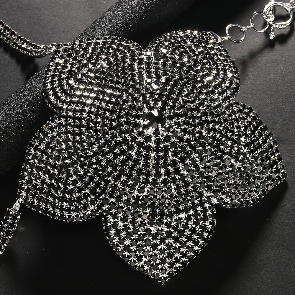 Biustonosz z czarnym kryształo – Body Jewelry Harness recenzja i cena