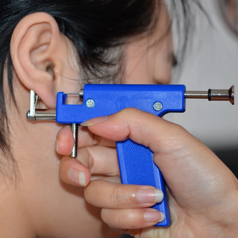 Profesjonalny zestaw narzędzi  – Body Jewelry Kit recenzja i cena